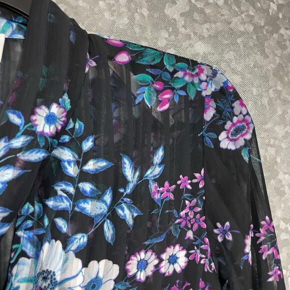 Laundry by Shelli Segal Women's Ruffle Floral Blouse - Size 8 - Sheer Stripe Top - Picture 2 of 7